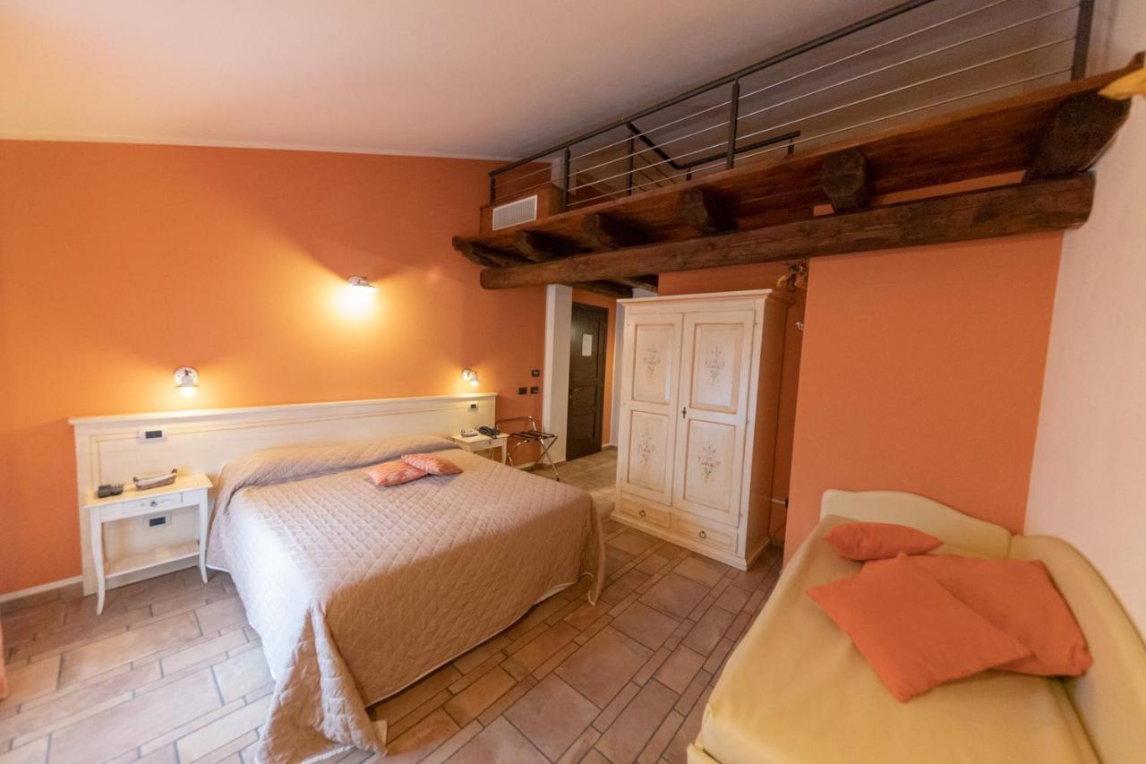 Agriturismo La Dimora Del Contadino Mondovì Buitenkant foto