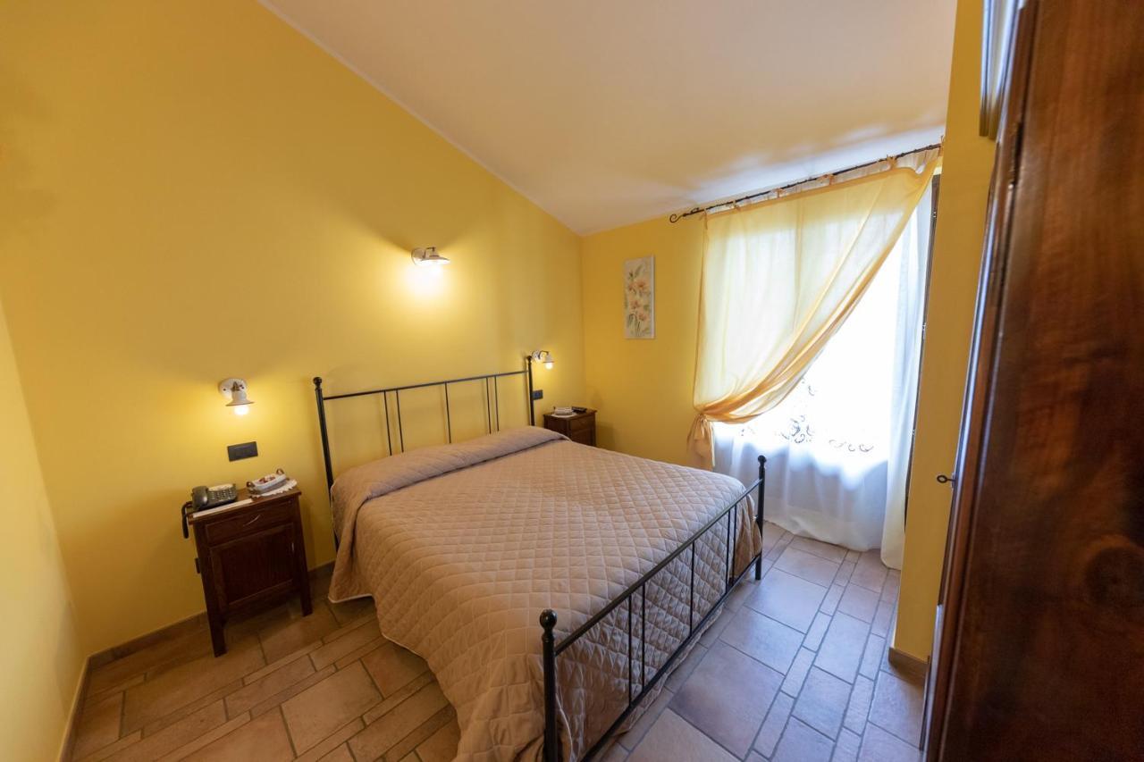 Agriturismo La Dimora Del Contadino Mondovì Buitenkant foto